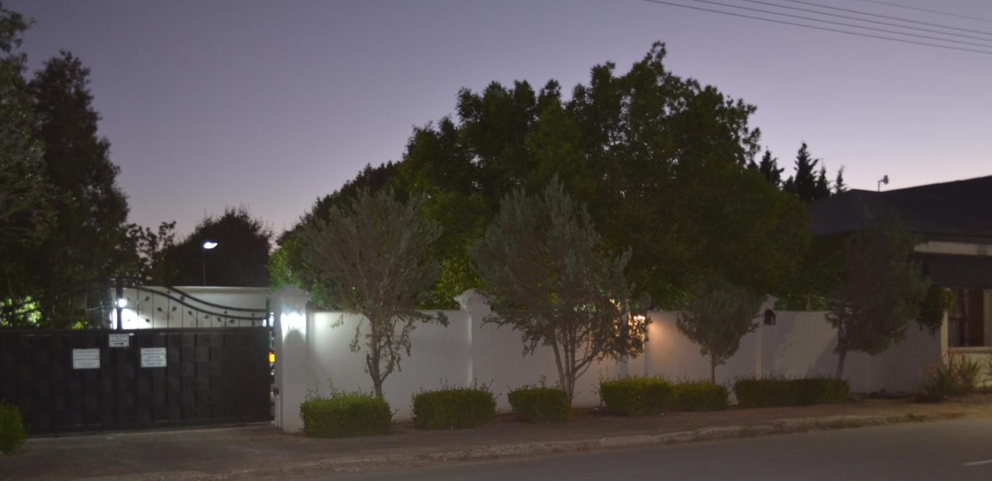 Old House Lodge Beaufort West Exterior foto